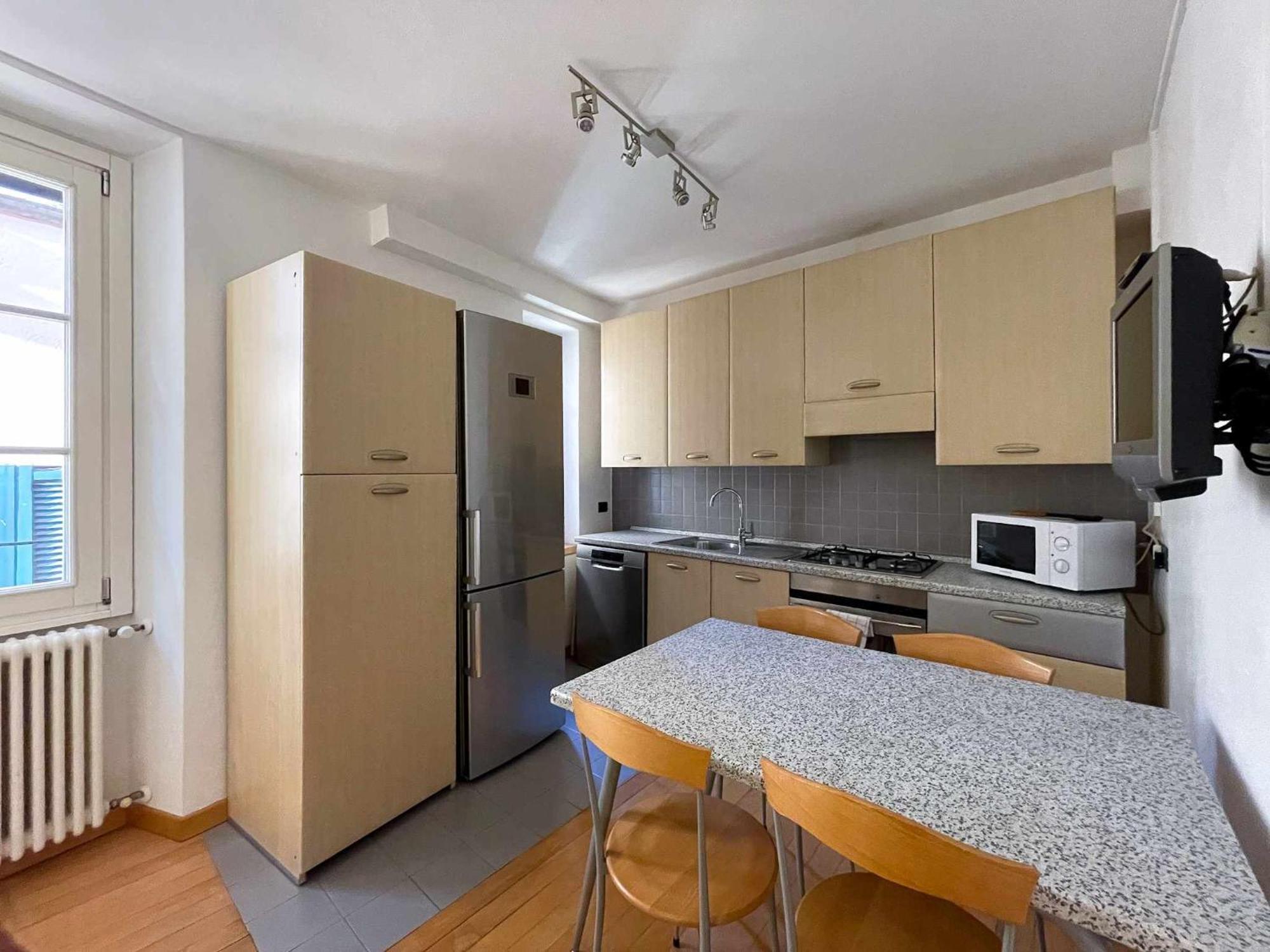 Plinio Center Town Apartment Белладжо Экстерьер фото